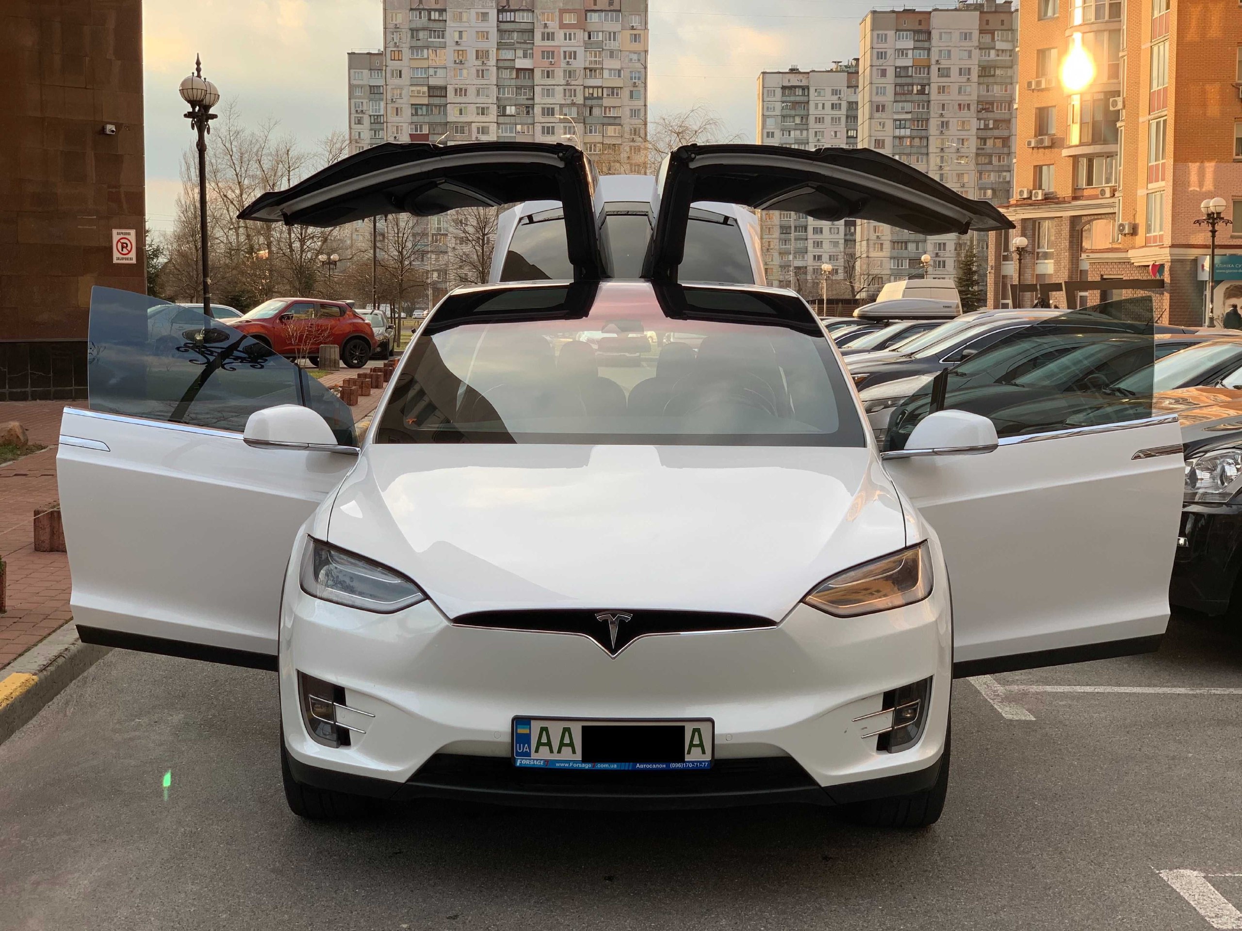 Tesla MODEL X 90D