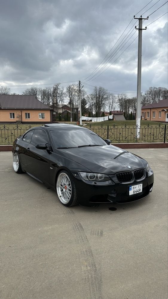 BMW 328i